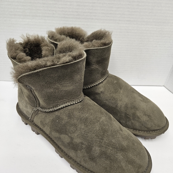 Kirkland Signature Brown Winter Boots - Picture 1 of 6